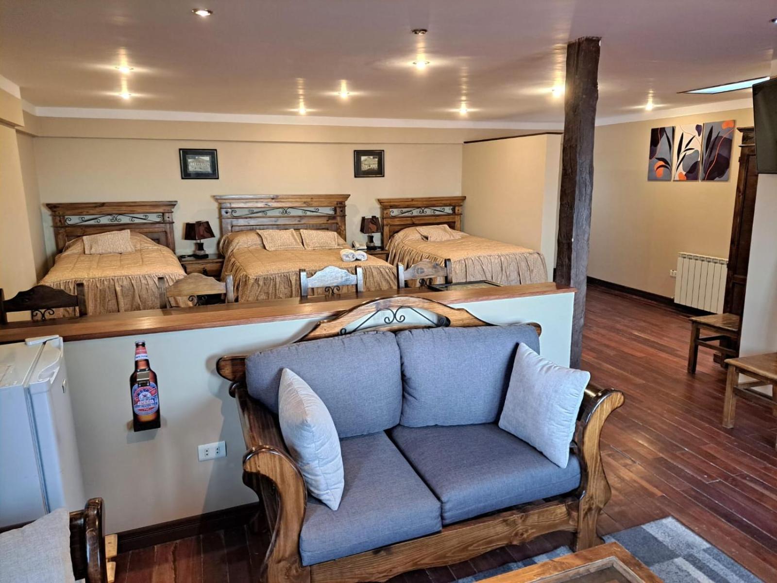 Hotel Santa Monica Потоси Экстерьер фото